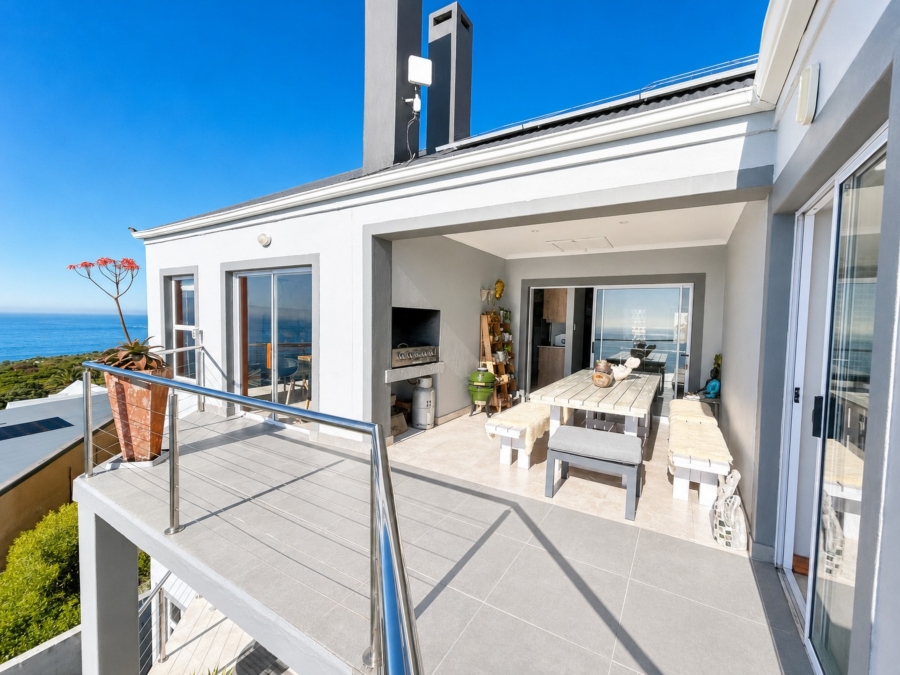 5 Bedroom Property for Sale in Murdock Valley Western Cape